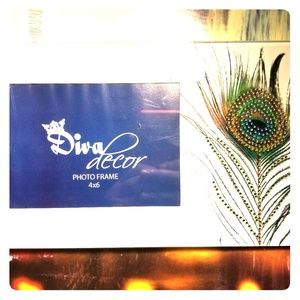 Diva Decor Peacock Picture Frame